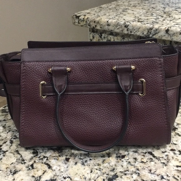 Coach burgundy purse. Gorgeous for fall/winter. - Picture 7 of 8